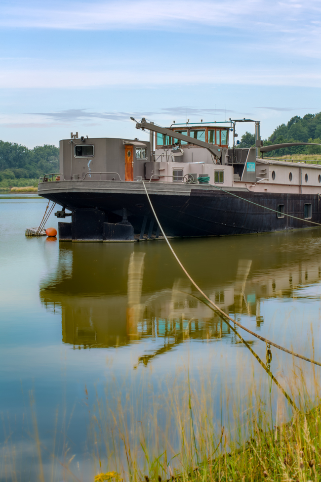 Tabor 67 Houseboat in Ittre